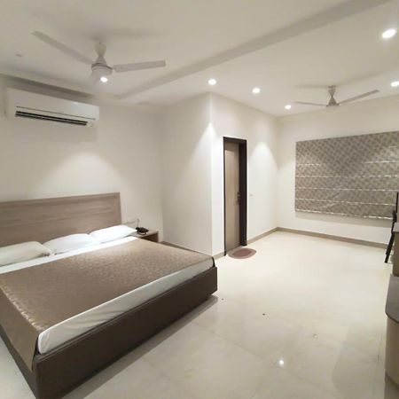 Hotel Bagla Atithi Banaras Bénarès Extérieur photo