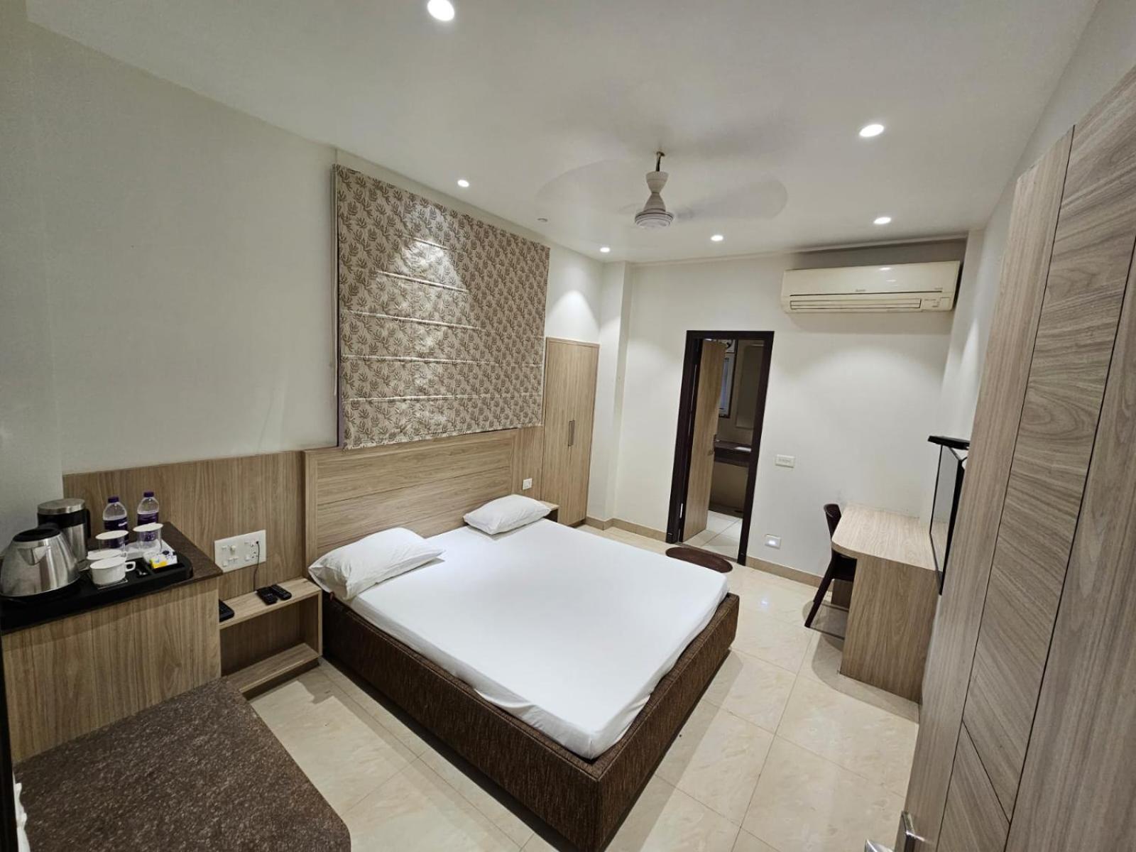 Hotel Bagla Atithi Banaras Bénarès Extérieur photo